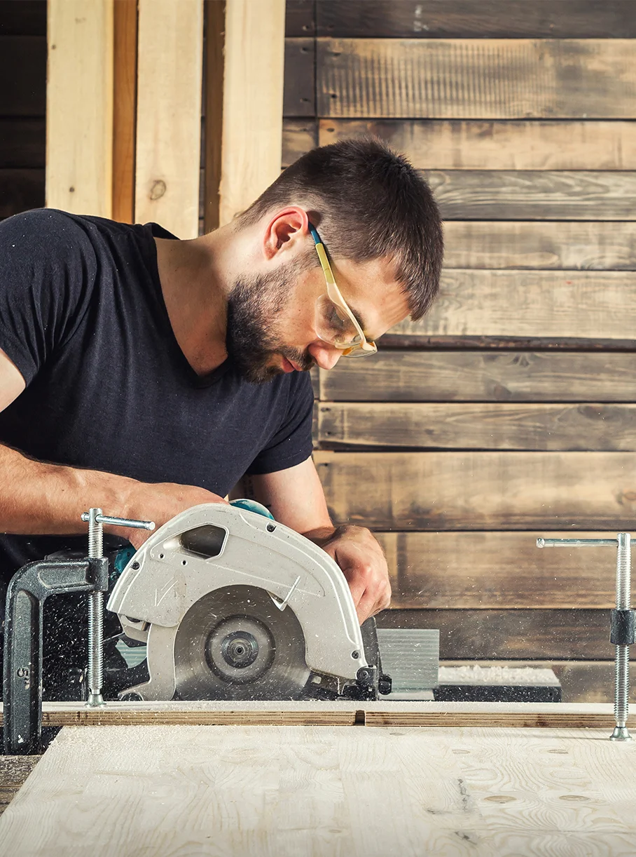 Featured image for “What are the 5 most common types of saws used in woodworking?”